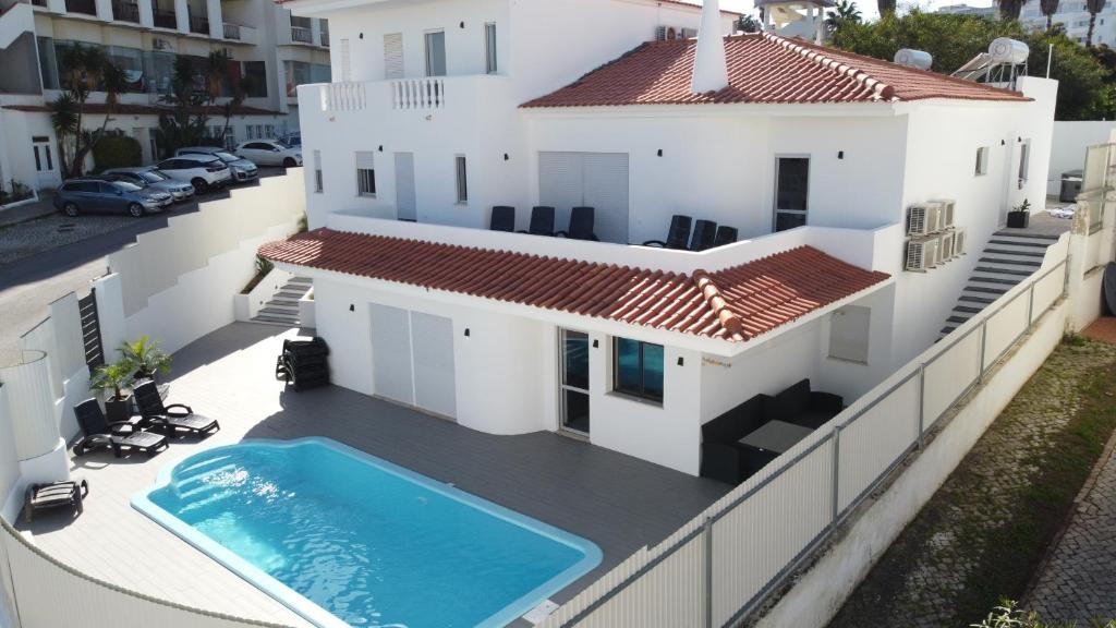 accommodations villa rental booking holliday
